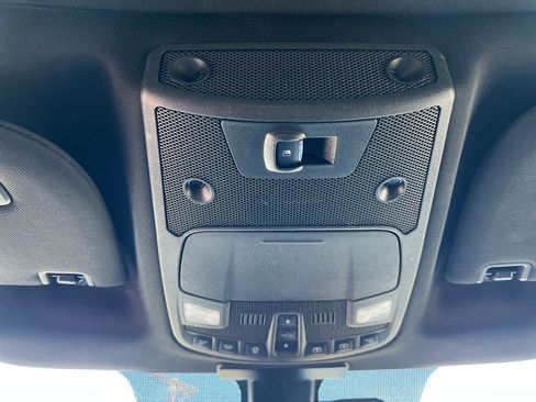 Used 2017 Ford F150 Platinum w/ Equipment Group 701A Luxury image 25