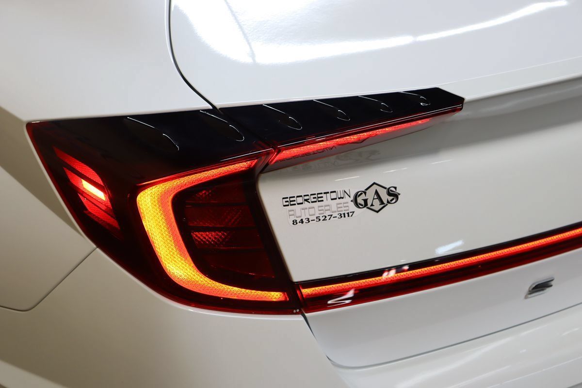 Used 2020 Hyundai Sonata SEL w/ Convenience + Sunroof Package FWD image 17