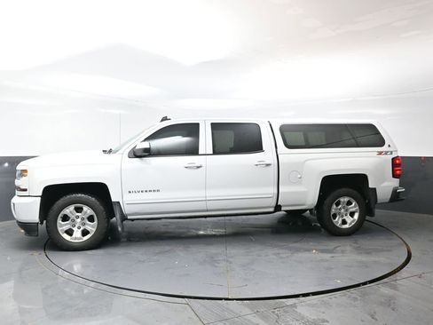 Used 2018 Chevrolet Silverado 1500 LT w/ All Star Edition image 11