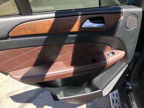 Used 2015 Mercedes-Benz ML 350 4MATIC image 34