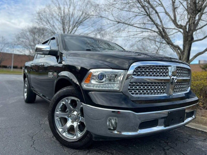 Used 2013 RAM 1500 Laramie w/ Convenience Group RWD image 5