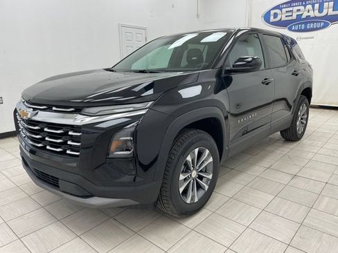 New 2026 Chevrolet Equinox LT AWD/4WD image 16
