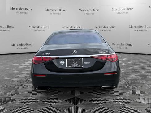 Certified 2022 Mercedes-Benz S 580 4MATIC Sedan w/ Warmth And Comfort Package image 4