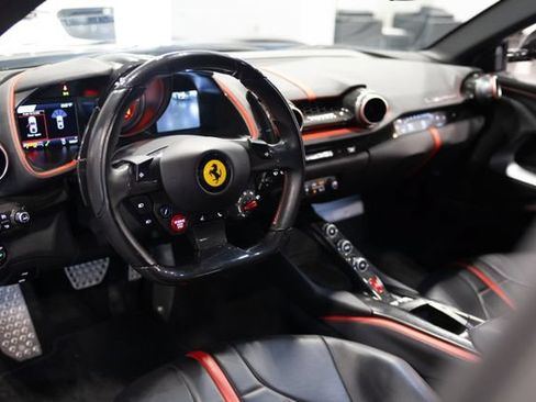 Used 2019 Ferrari 812 Superfast RWD image 17