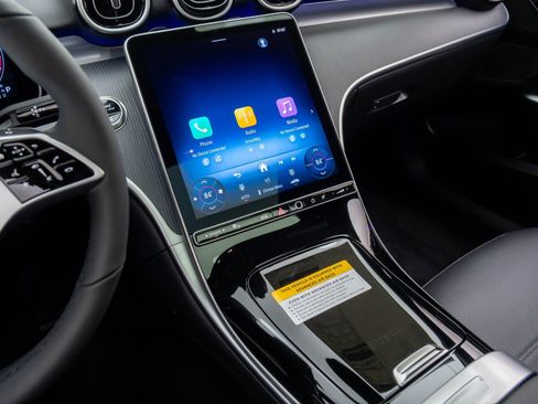 New 2026 Mercedes-Benz C 300 4MATIC Sedan image 13