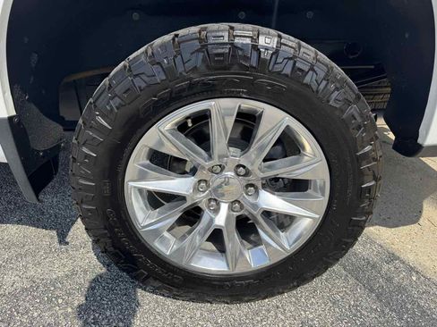 Used 2020 Chevrolet Silverado 1500 LTZ w/ LTZ Plus Package AWD/4WD image 33