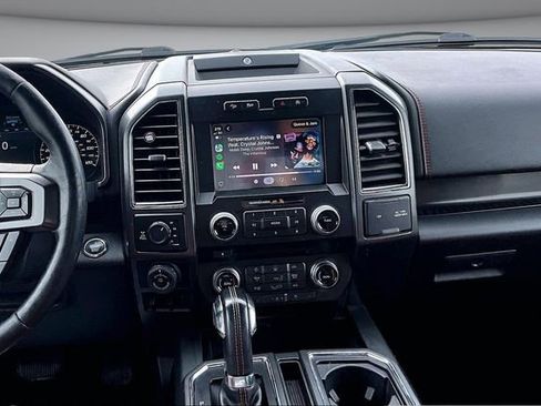 Used 2018 Ford F150 Lariat w/ Equipment Group 502A Luxury image 10