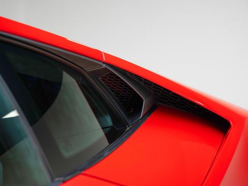 Used 2016 Lamborghini Huracan LP 580-2 RWD image 27