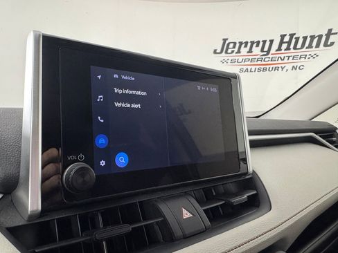 Used 2023 Toyota RAV4 XLE w/ Convenience Package FWD image 14