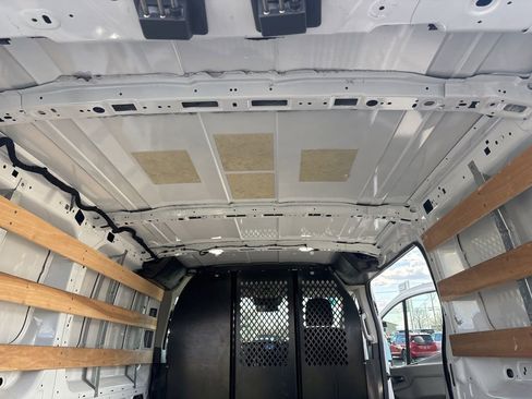 Used 2024 Ford Transit 250 Low Roof w/ Exterior Upgrade Package RWD image 28