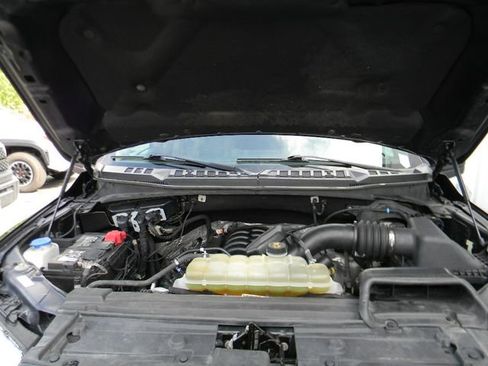 Used 2019 Ford F150 XLT AWD/4WD image 7