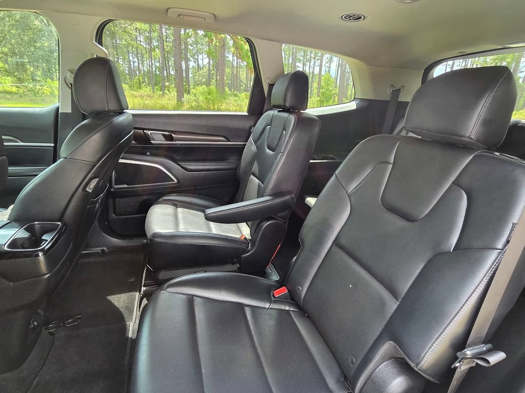 Used 2024 Kia Telluride S w/ S Sunroof Package FWD image 16