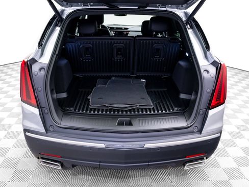 New 2026 Cadillac XT5 Luxury w/ LPO, Floor Liner Package AWD/4WD image 29