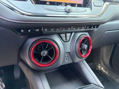 Used 2022 Chevrolet Blazer RS w/ Enhanced Convenience Package AWD/4WD image 28