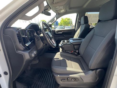 Used 2023 GMC Sierra 1500 SLE AWD/4WD image 17