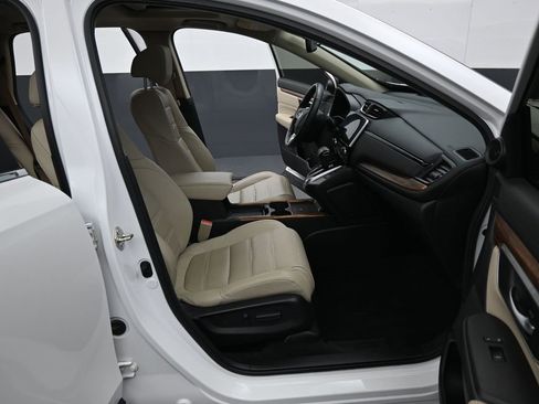 Used 2020 Honda CR-V Touring image 37