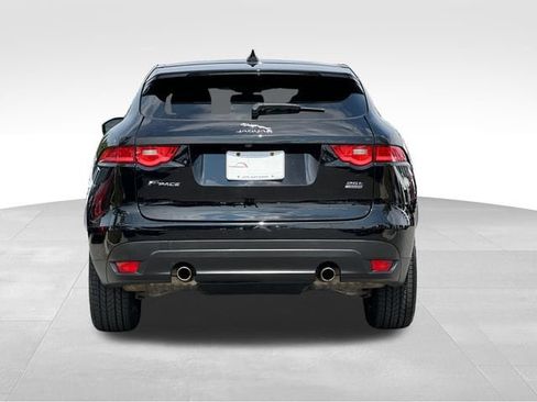 Used 2018 Jaguar F-PACE Premium AWD/4WD image 4