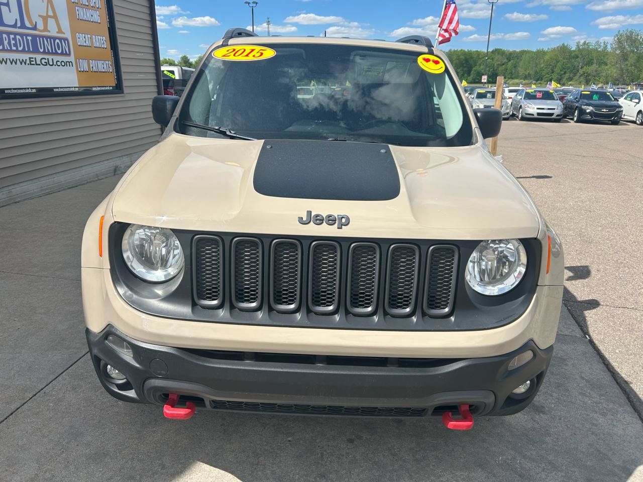 Used 2015 Jeep Renegade Trailhawk w/ Popular Equipment Group AWD/4WD image 2