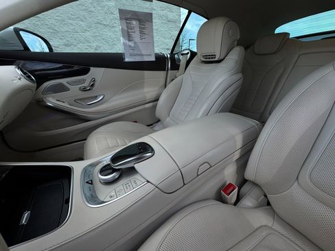 Used 2017 Mercedes-Benz S 550 Cabriolet image 25