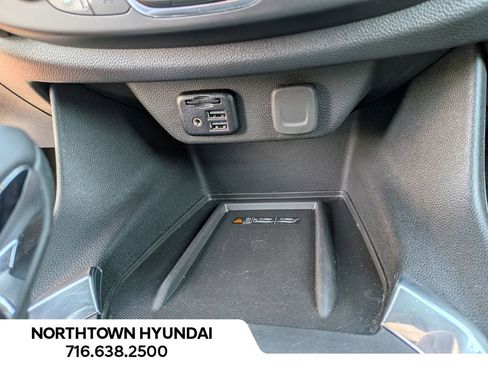 Used 2023 Chevrolet Traverse Premier w/ LPO, Floor Liner Package AWD/4WD image 19