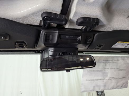 New 2025 Jeep Gladiator Sport image 20