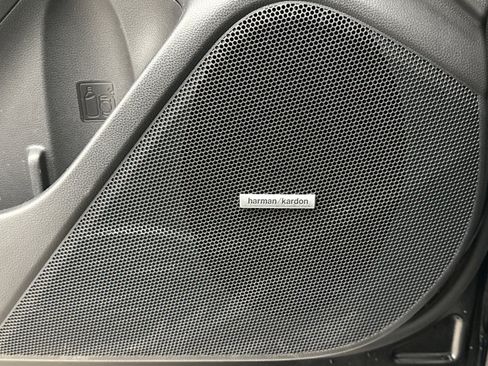 Used 2024 Subaru Forester Touring image 18