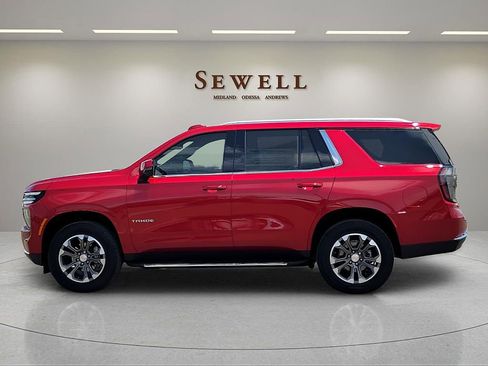 Used 2025 Chevrolet Tahoe LT w/ Comfort Package RWD image 2