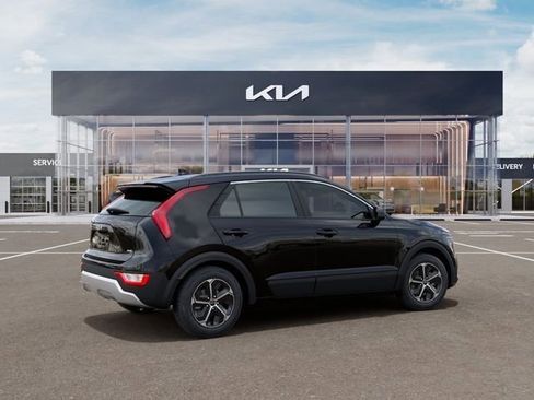 New 2026 Kia Niro LX FWD image 6