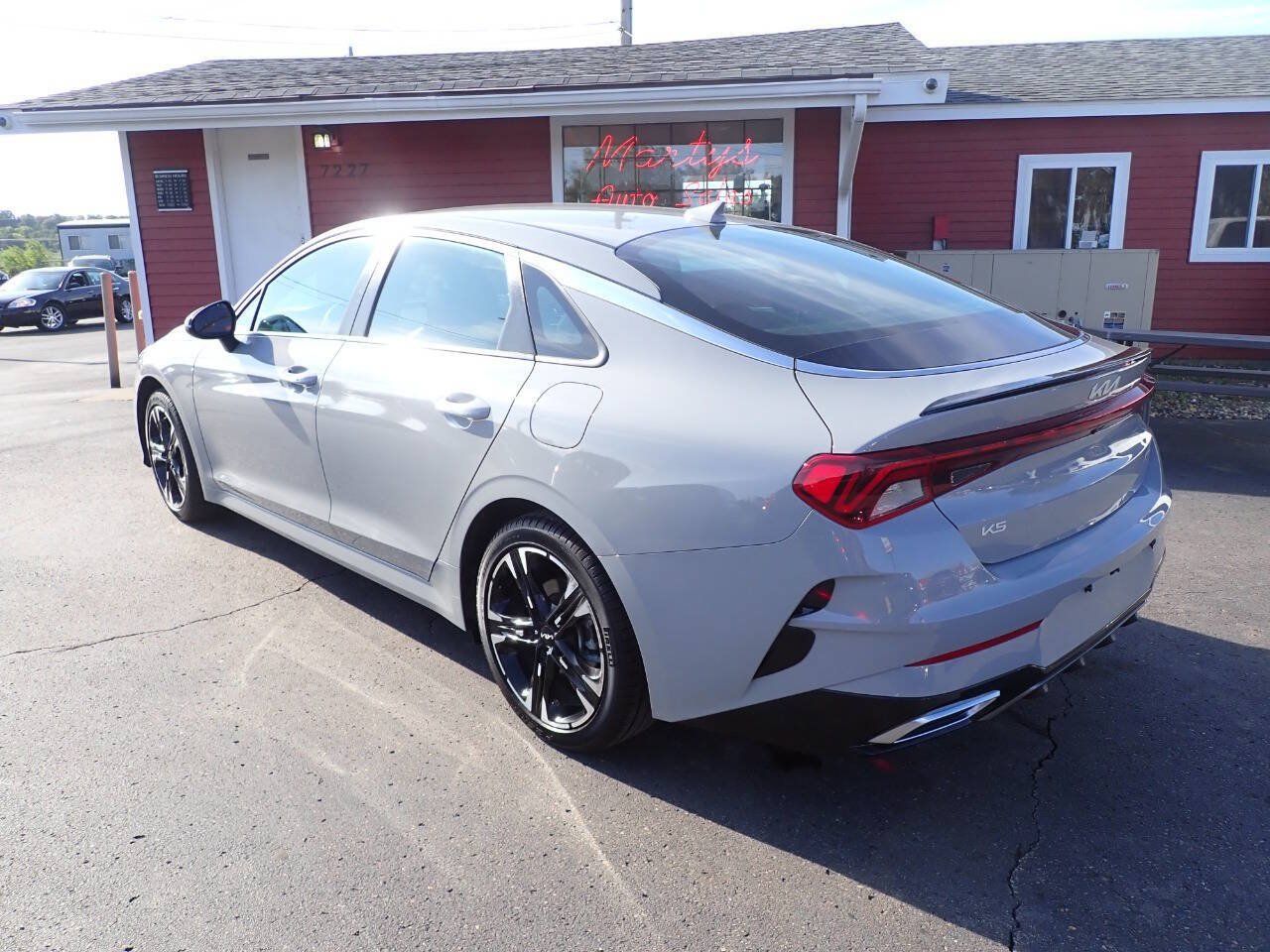 Used 2024 Kia K5 GT-Line w/ GT-Line Premium Package FWD image 4