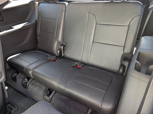 Used 2019 Chevrolet Traverse Premier AWD/4WD image 27