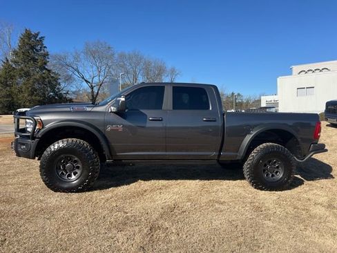 Used 2024 RAM 2500 Big Horn w/ Level 2 Equipment Group image 8