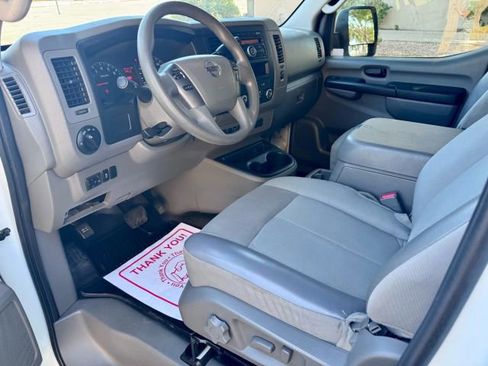 Used 2012 Nissan NV 2500 SV w/ Side Curtain Airbag Pkg image 10
