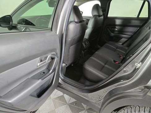 Used 2024 MAZDA CX-50 AWD 2.5 S w/ Premium Package image 16