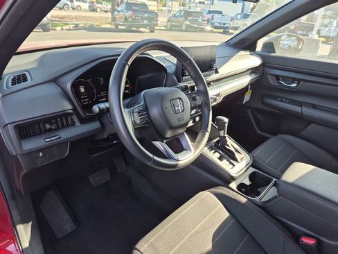 Used 2024 Honda CR-V Sport image 16