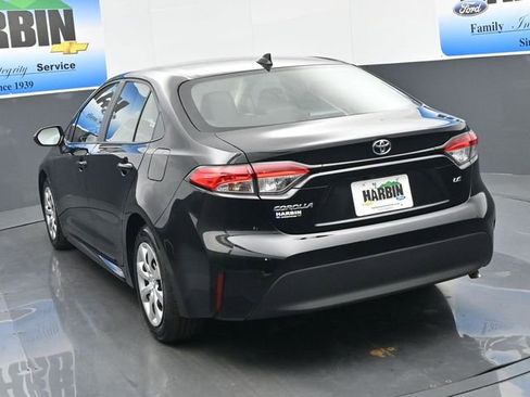 Used 2025 Toyota Corolla LE image 4