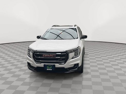 Certified 2024 GMC Terrain AT4 w/ Tech Package AWD/4WD image 37