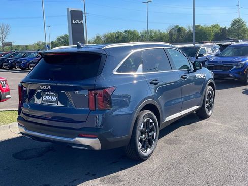 New 2026 Kia Sorento S FWD image 7