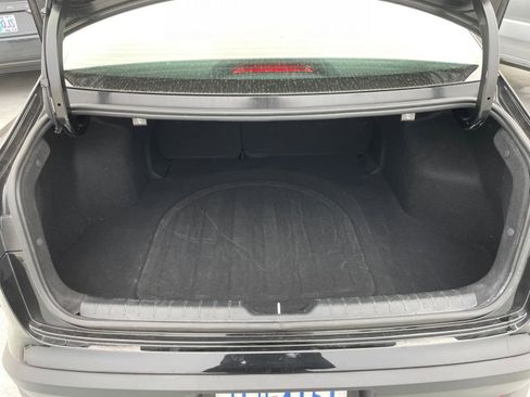 Used 2025 Kia K4 LXS image 30