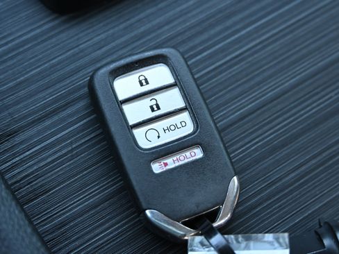 Used 2020 Honda Ridgeline Sport image 30