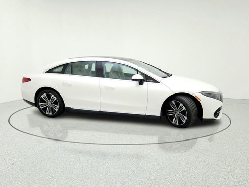 Certified 2022 Mercedes-Benz EQS 450+ Sedan image 6
