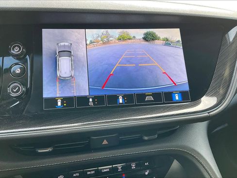 Used 2021 Buick Envision Essence w/ Technology Package I image 24