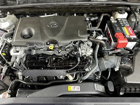 Used 2023 Toyota Camry XSE FWD image 10