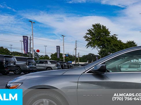 Used 2024 Chevrolet Malibu LT FWD image 17