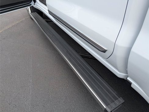 New 2026 Chevrolet Silverado 1500 High Country AWD/4WD image 11
