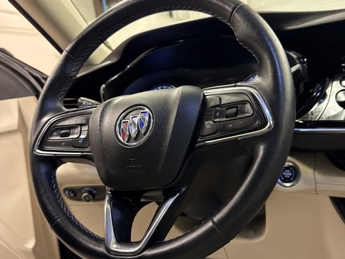 Used 2023 Buick Envision Avenir image 11