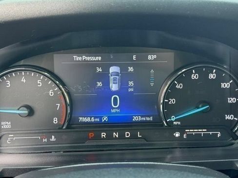 Used 2021 Ford Explorer XLT w/ Equipment Group 202A AWD/4WD image 21