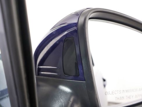 Used 2024 Volkswagen Tiguan SE image 38