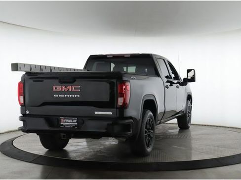 Used 2025 GMC Sierra 1500 Elevation w/ Preferred Package image 7