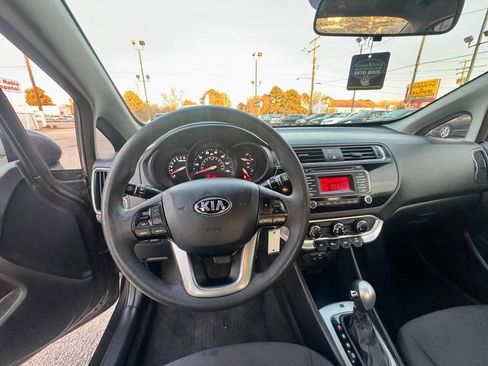 Used 2016 Kia Rio LX image 15