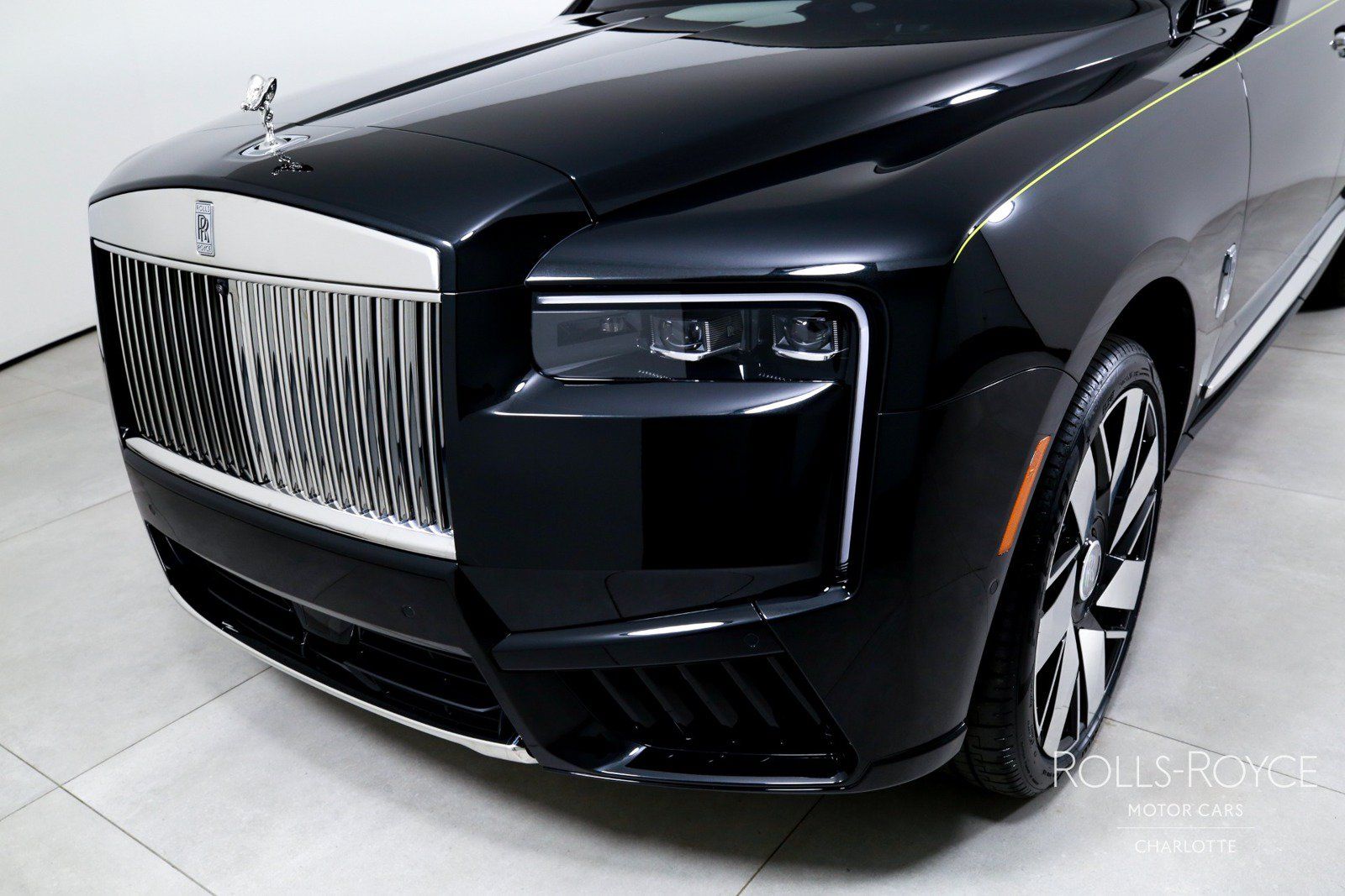 New 2027 Rolls-Royce Cullinan AWD/4WD image 44